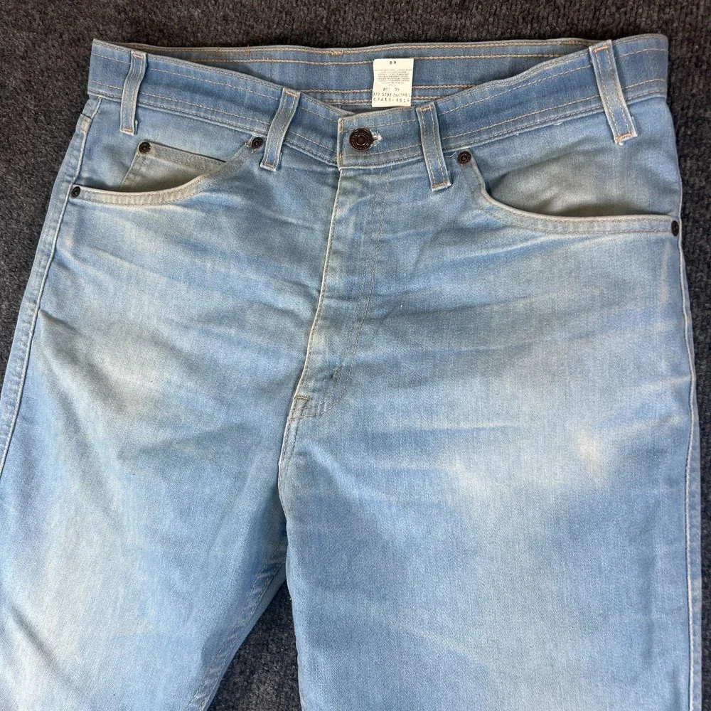 Levis these vntg